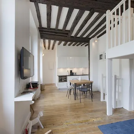Apartment Cherche Midi Paris